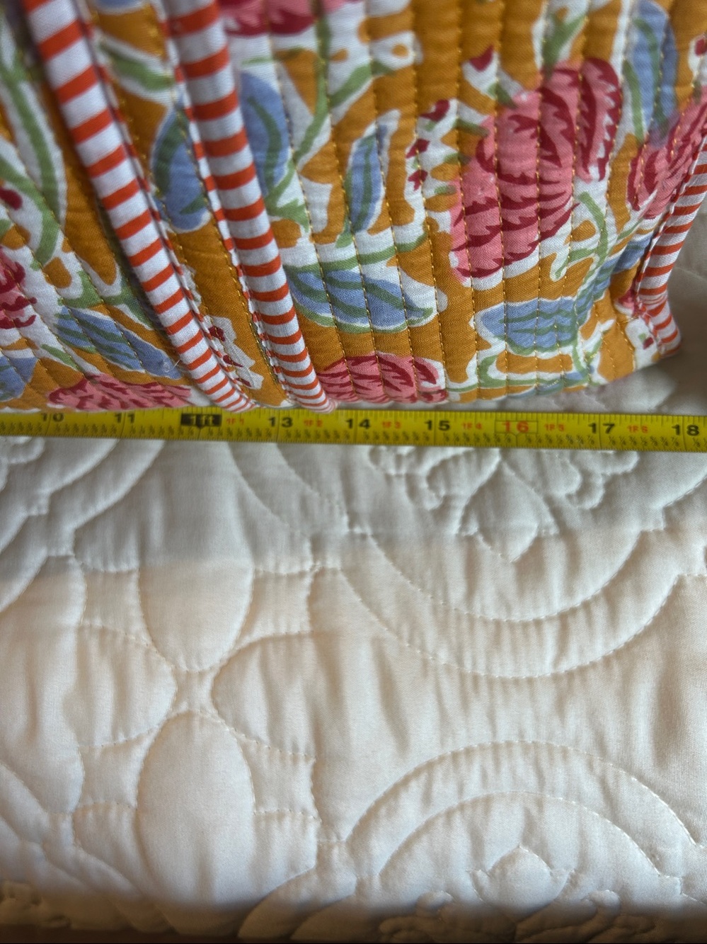 Artisan-crafted Quilted Tote Bag - Picture 5 of 7